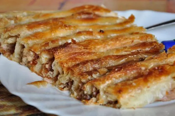 Burek recept – Domaći burek sa zakuhanom jufkom kao iz pekare22